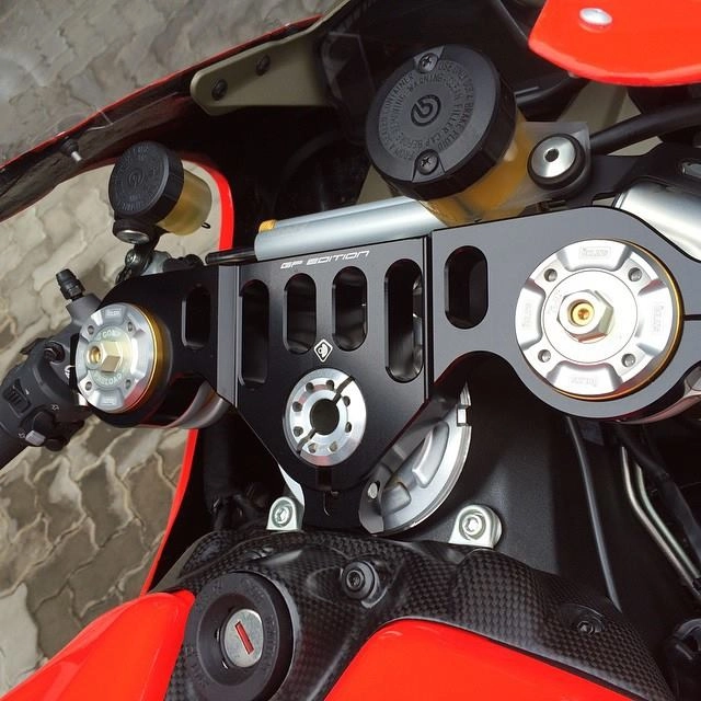 Ducati panigale 1199 độ đơn giản đầy mê hoặc người xem - 4
