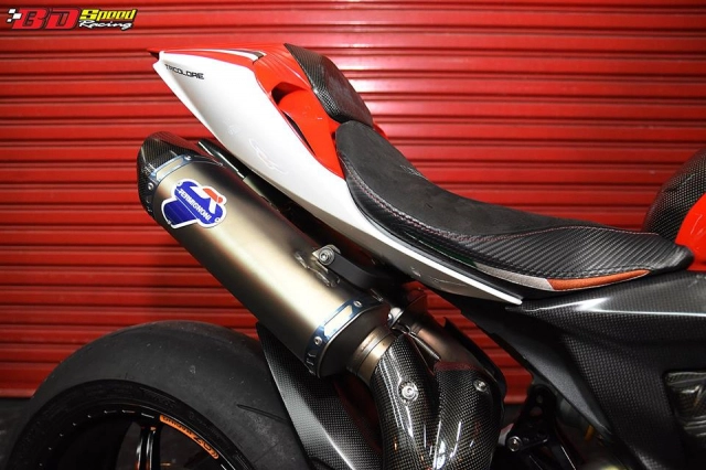 Ducati panigale 1199s độ ấn tượng với cặp ống xả termignoni đút gầm siêu ngầu - 6