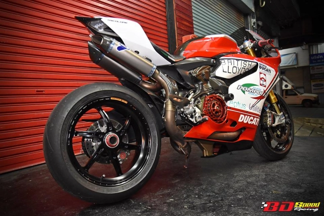 Ducati panigale 1199s độ ấn tượng với cặp ống xả termignoni đút gầm siêu ngầu - 16
