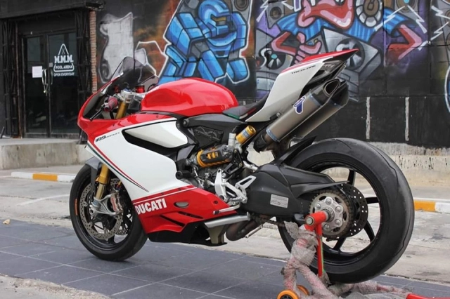 Ducati panigale 1199s độ - sở hữu vẻ đẹp kiêu kì với nâng cấp tuyệt vời - 15