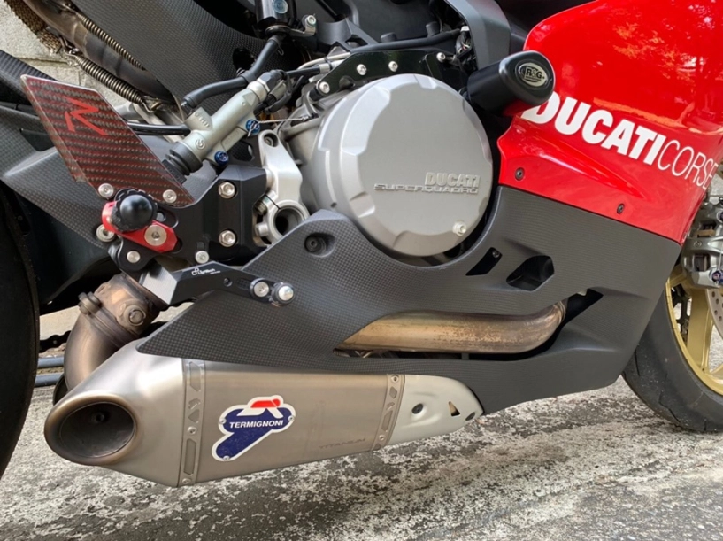 Ducati panigale 899 độ đầy mê hoặc vay mượn từ đàn anh panigale 1199 - 8