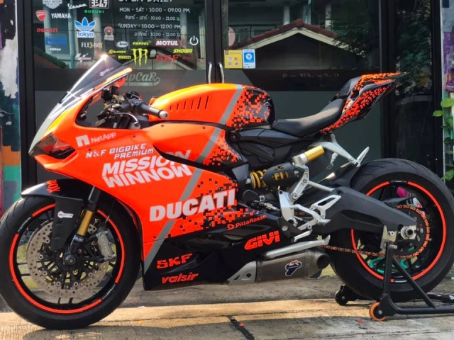 Ducati panigale 899 độ tươi rói trong tông màu cam neon đến từ tt bigbike design - 5