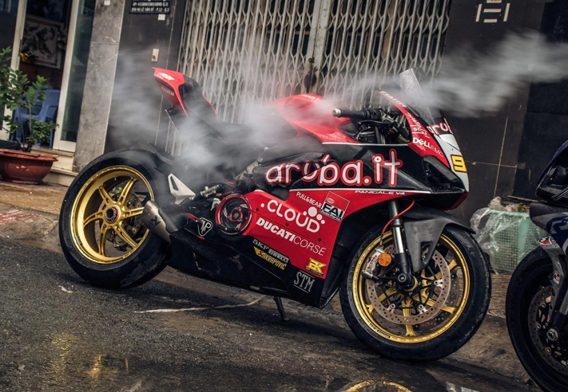 Ducati panigale v4 độ mê hoặc với phong cách wsbk của biker việt - 1