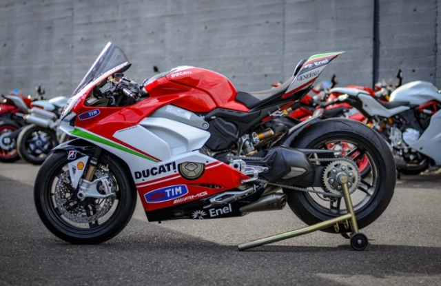 Ducati panigale v4 - hayden tribute phiên bản đặc biệt từ đại lý với giá hơn 15 tỷ - 9