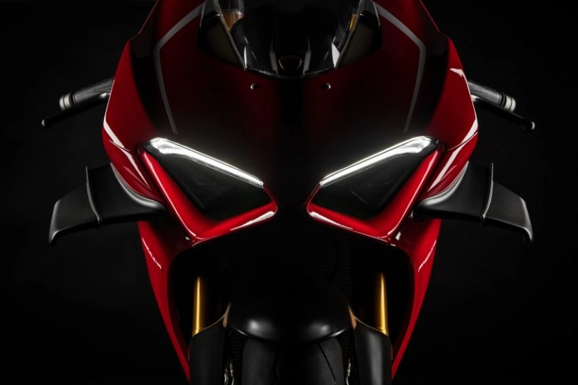 Ducati panigale v4 r 2019 cập bến với giá trên 16 tỷ vnd - 1