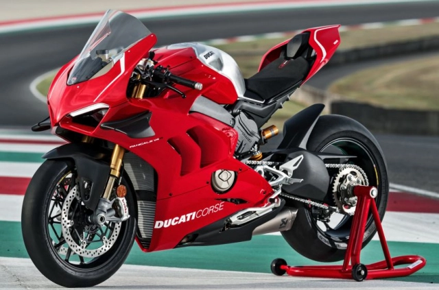 Ducati panigale v4 r 2019 cập bến với giá trên 16 tỷ vnd - 3