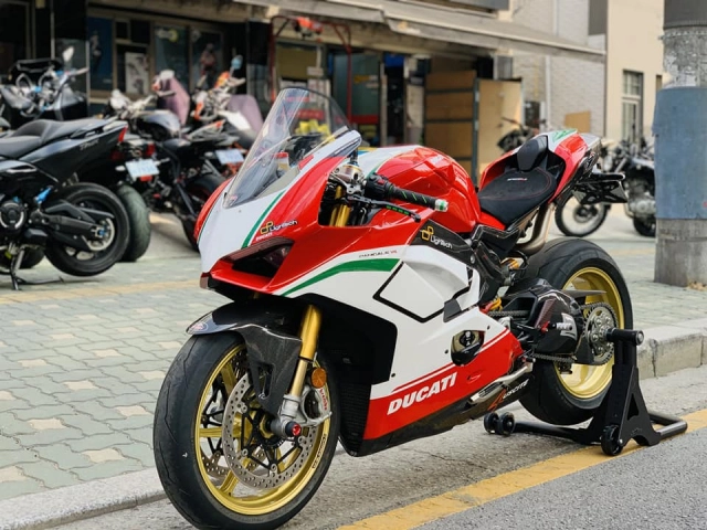 Ducati panigale v4 s độ gây sốt người xem với cấu hình thượng đỉnh - 11