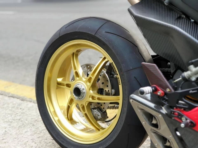 Ducati panigale v4 special độ siêu ngầu với cấu trúc thiết kế pô termignoni 4uscite - 9