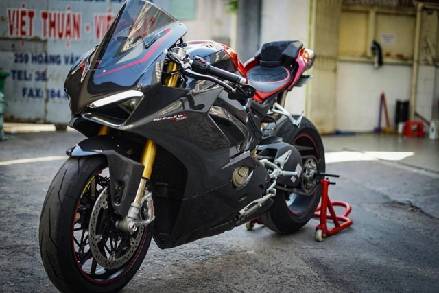 Ducati panigale v4s độ full carbon kết hợp dàn đồ chơi hơn 300 triệu vnd - 8