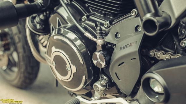 Ducati scrambler 1100 sport độ - vẻ đẹp thanh lịch đầy ấp công nghệ trên đường phố việt - 12