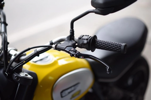 Ducati scrambler icon nổi bật với những tình tiết trang bị - 6