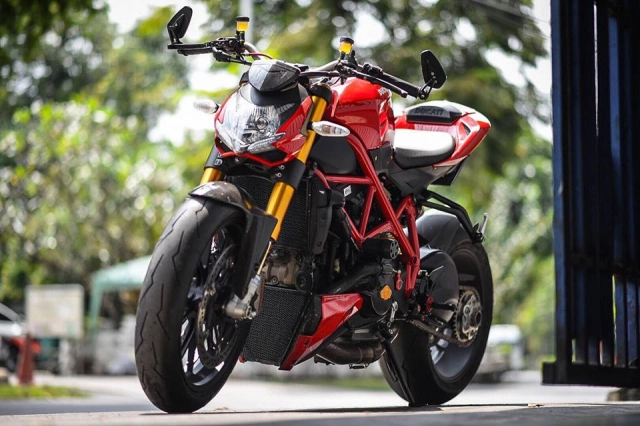 Ducati streetfighter 1100 nổi bật với dàn option gilles tooling - 1