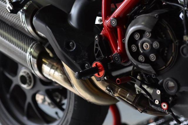 Ducati streetfighter 1100 nổi bật với dàn option gilles tooling - 6