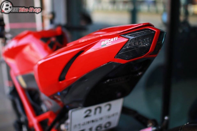 Ducati streetfighter 848 độ chất ngất với dàn option hàng hiệu - 10