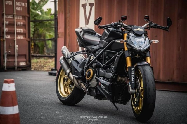 Ducati streetfighter 848 huyền thoại lỗi lạc diện kiến đầy nổi bật - 1