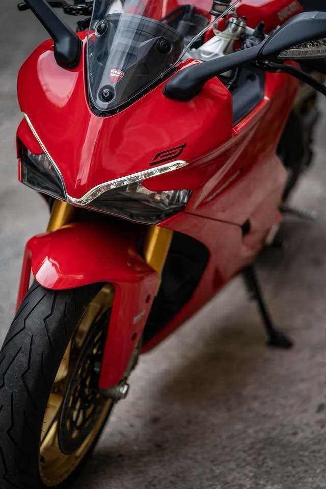 Ducati supersport 939s độ hào nhoáng với phong cách superbike - 3