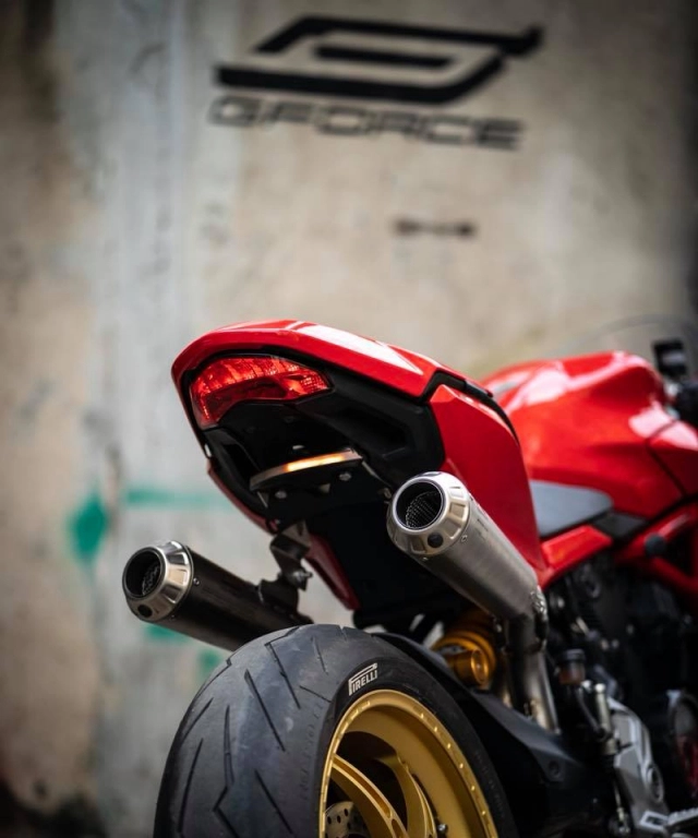 Ducati supersport 939s độ hào nhoáng với phong cách superbike - 5