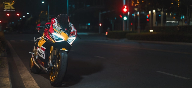 Ducati v4s panigale - mãn nhãn với bản độ siêu cấp của biker việt - 1