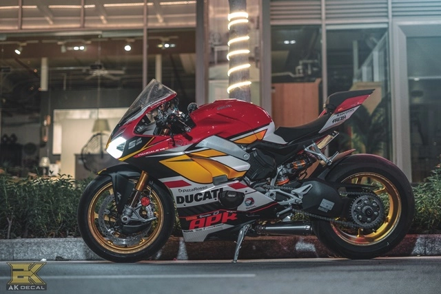 Ducati v4s panigale - mãn nhãn với bản độ siêu cấp của biker việt - 3