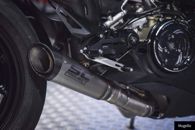 Ducati v4s panigale vẻ đẹp toàn năng với trang bị full black - 6
