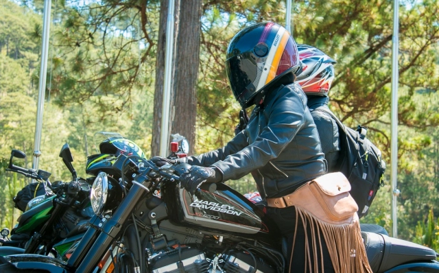 Harley-davidson roadster 1200cc cùng nữ biker yêu kiều vượt hành trình hơn 1000km - 9