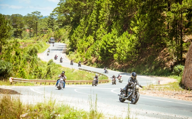 Harley-davidson roadster 1200cc cùng nữ biker yêu kiều vượt hành trình hơn 1000km - 12