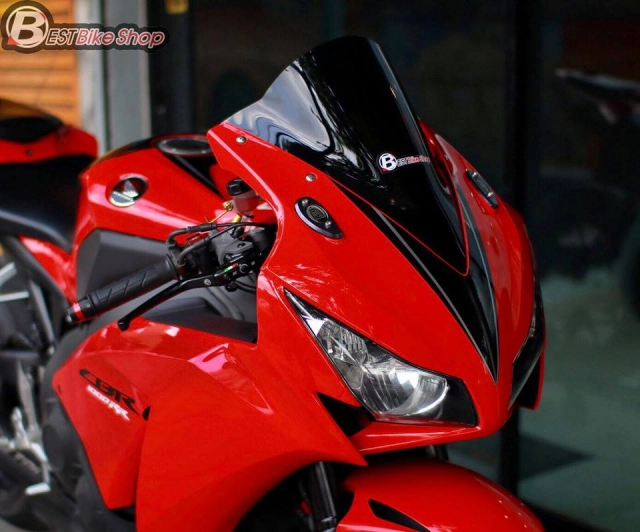 Honda cbr1000rr độ sặc sỡ với phong cách full red - 1