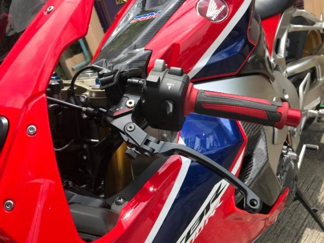 Honda cbr1000rr sp bản cập nhật option khá lôi cuốn - 5