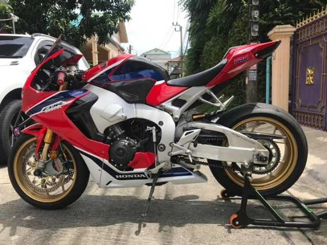 Honda cbr1000rr sp bản cập nhật option khá lôi cuốn - 9