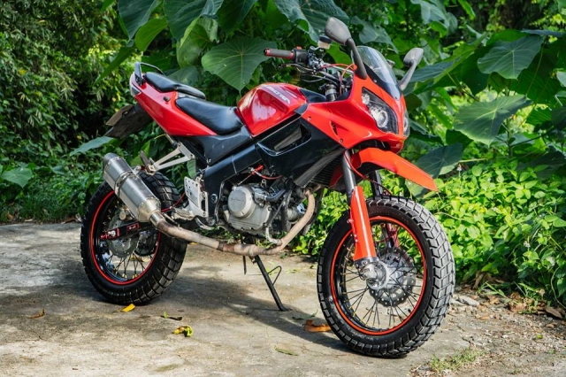 Honda cbr150r độ táo bạo với phong cách off-road - 5