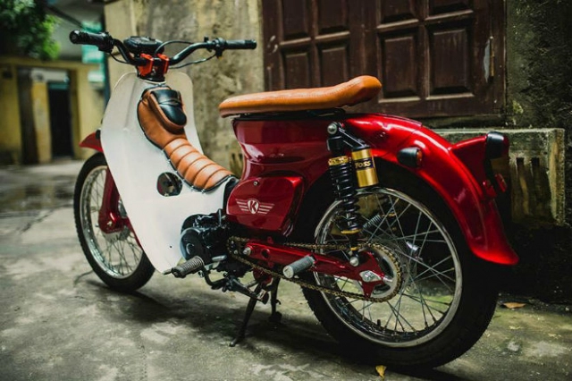 Honda cub 81 độ sự lột xác ngoạn mục mang đậm chất cổ của biker hà thành - 3