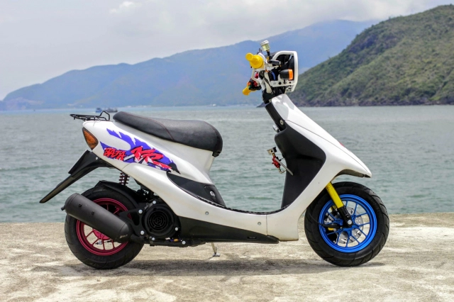 Honda dio chú cóc kute với option đồ chơi gây mê người xem của ông chủ quán phở - 6