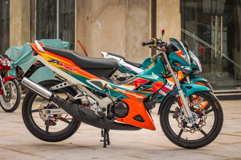 Honda nova dash - đứa con của gió cùng loạt đồ chơi khủng từ biker miền tây - 1