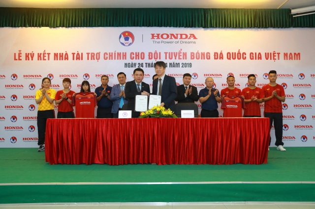 Honda việt nam sẽ là nhà tài trợ chính cho các đội tuyển bóng đá quốc gia - 1