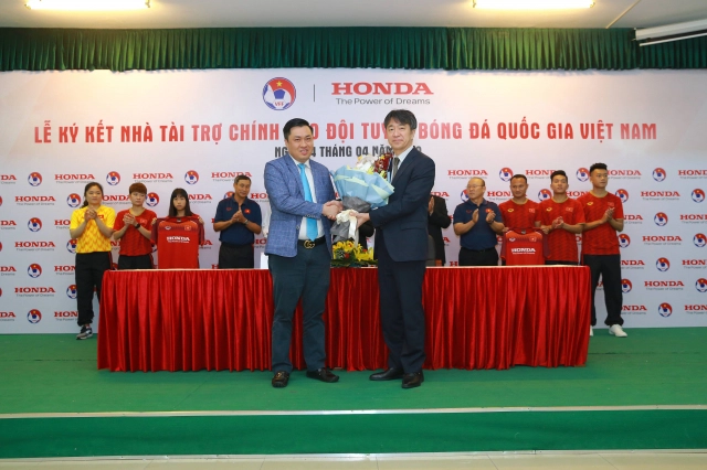 Honda việt nam sẽ là nhà tài trợ chính cho các đội tuyển bóng đá quốc gia - 7