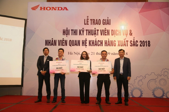 Honda việt nam tổ chức hội thi kỹ thuật viên dịch vụ - 2