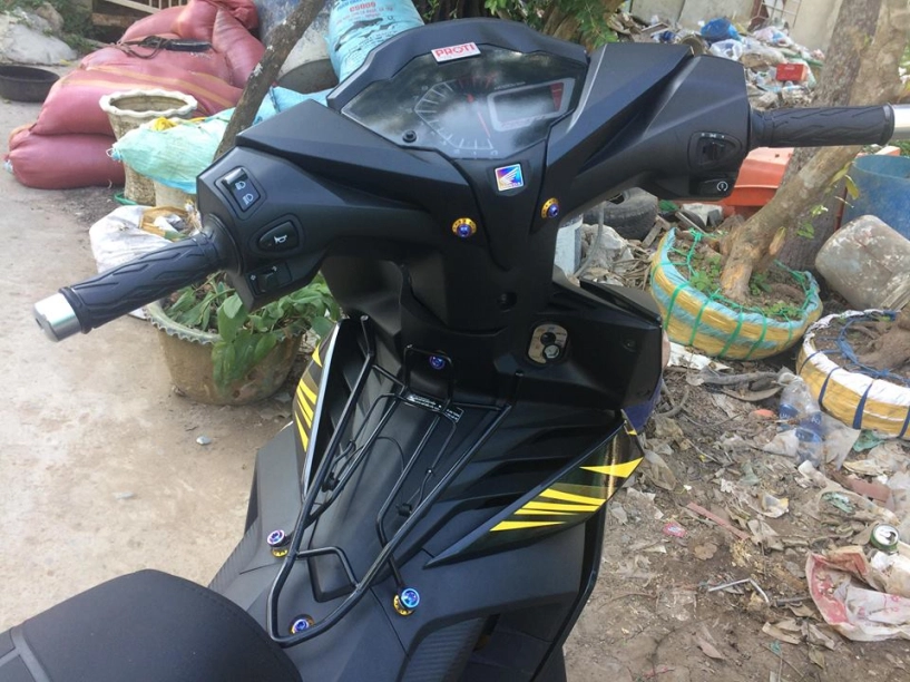 Honda winner 150 độ nhẹ nhàng đầy tinh tế - 3