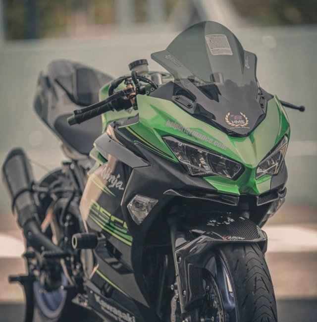 Kawasaki ninja 250 độ theo phong cách đường đua đẹp mê hồn - 11