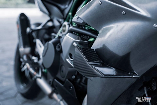 Kawasaki ninja h2 độ thành h2r với trang bị winglet siêu chuẩn - 1