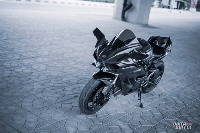 Kawasaki ninja h2 độ thành h2r với trang bị winglet siêu chuẩn - 12