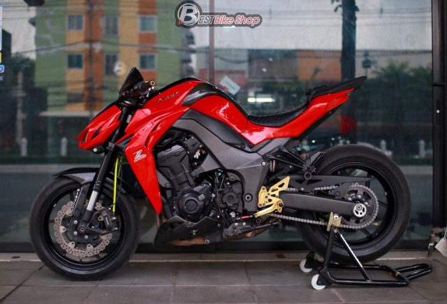 Kawasaki z1000 độ ấn tượng với phong cách đỏ sporty - 15