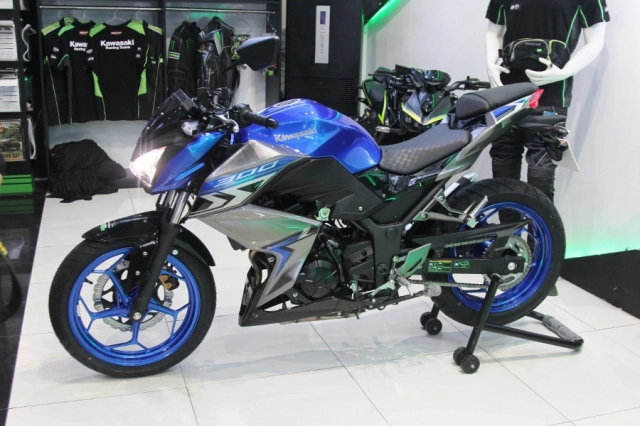 Kawasaki z300 abs 2018 được triệu hồi với nguy cơ thủng bình xăng - 1