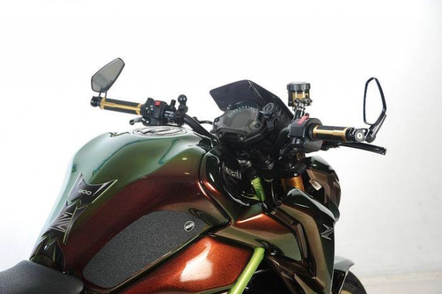 Kawasaki z900 độ tông màu lạ cùng dàn đồ chơi siêu khủng - 5