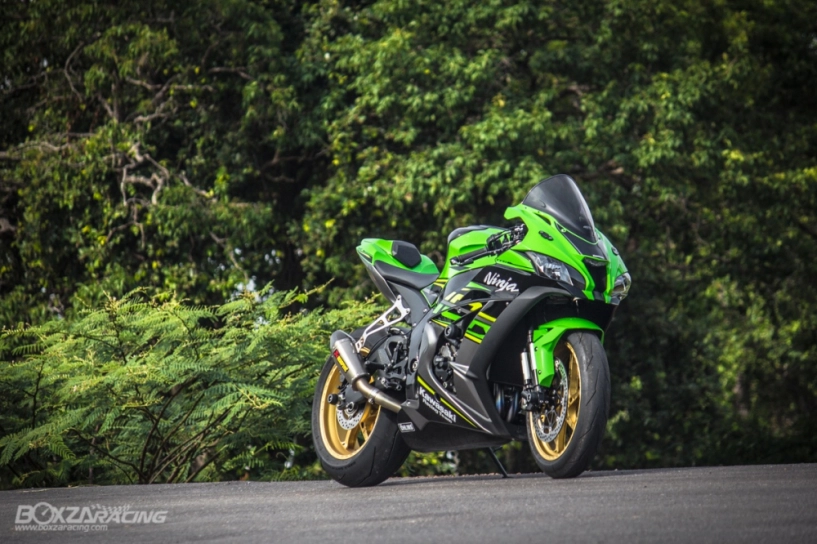 Kawasaki zx-10r độ khổng lồ xanh đến từ xứ sở chùa vàng - 17