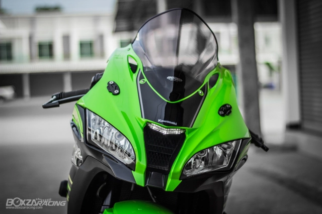 Kawasaki zx-10r độ khổng lồ xanh đến từ xứ sở chùa vàng - 4