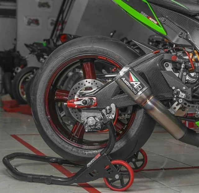 Kawasaki zx-10r siêu mẫu hạng nặng đến từ xứ sở mặt trời mọc - 6