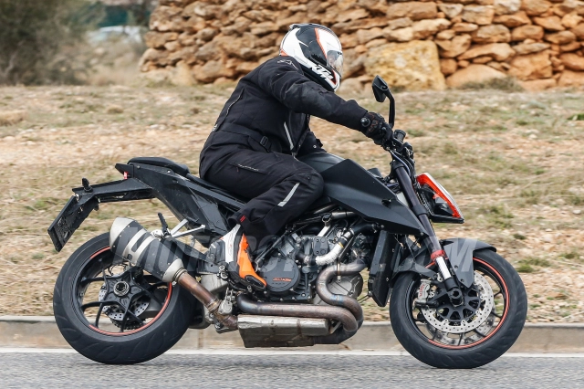 Ktm 1290 super duke r 2019 được công bố với nhiều thay đổi - 4