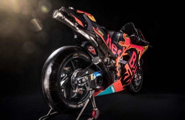 Ktm rc16 2018 motogp được bán lại với giá chính thức 6 tỷ 6 - 4