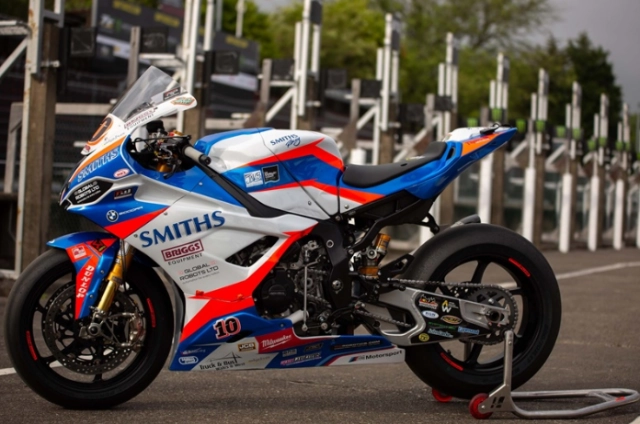 Lộ diện bmw s1000rr - smiths racing sẵn sàng tham chiến đường đua isle of man tt 2019 - 3