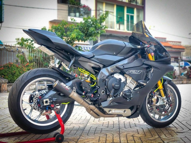 Mãn nhãn với siêu phẩm yamaha r1 miền tây sông nước dọn phong cách chạy track - 14